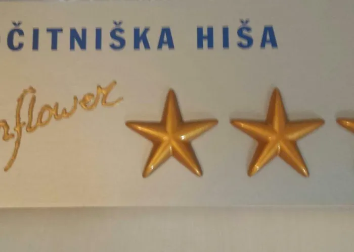 Moonflower Počitniška hiša